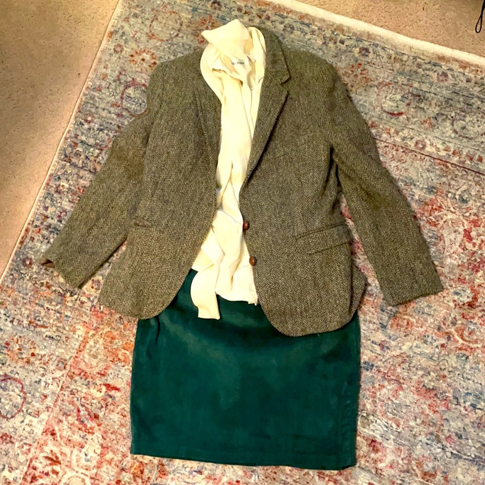 Vintage, green, leather, skirt, tag size 11/12 fits like a 10